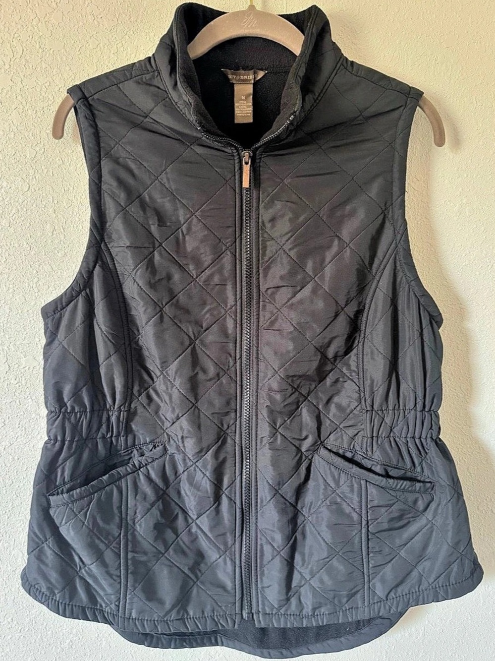 BIT&BRIDLES Quilted Vest in Black Size Medium
